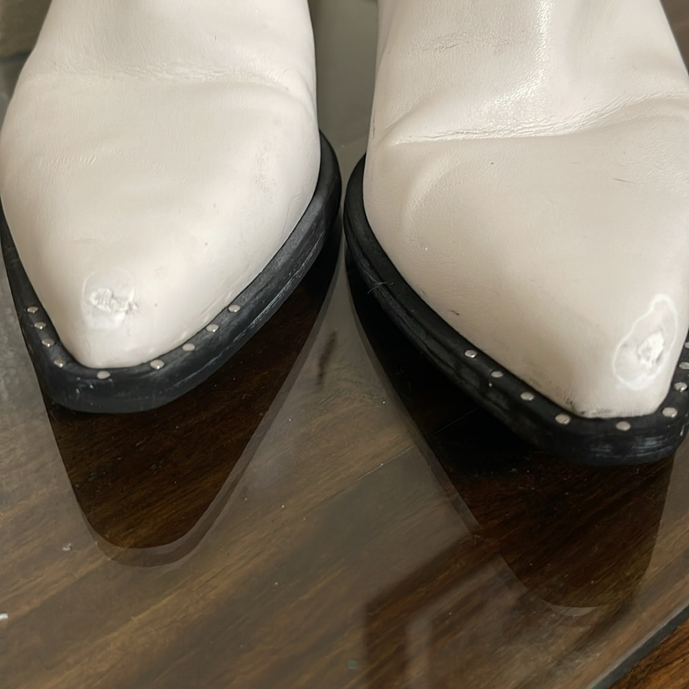 Circus by Sam Edelman White Whistler Ankle Booties Sz 8 Studded Pointy western - Picture 6 of 16